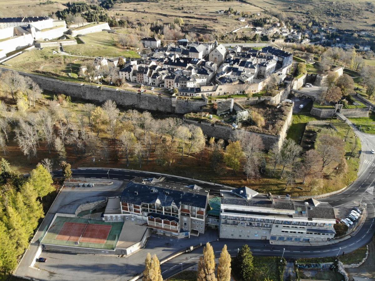 Residence Eau De Forme Mont-Louis Exterior photo